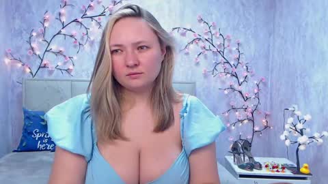 Snapshot of sallyverda chatting on May 12, 2026, 6:27 pm Sally online show from May 12, 2026, 6:27 pm