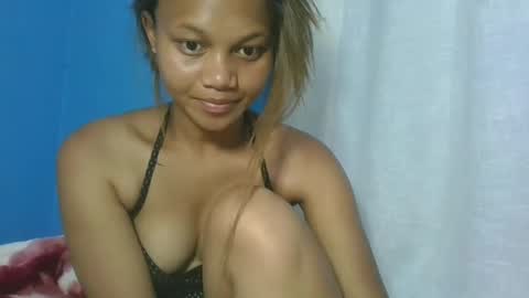 Snapshot of sallywett chatting on January 18, 2025, 7:37 pm SallyWett online show from January 18, 2025, 7:37 pm