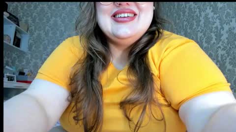 Snapshot of salma_queen chatting on October 29, 2025, 8:54 pm SalmaRoth online show from October 29, 2025, 8:54 pm