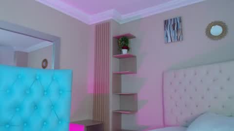 Snapshot of salome__2002 chatting on June 8, 2026, 11:43 am salome__2002 online show from June 8, 2026, 11:43 am