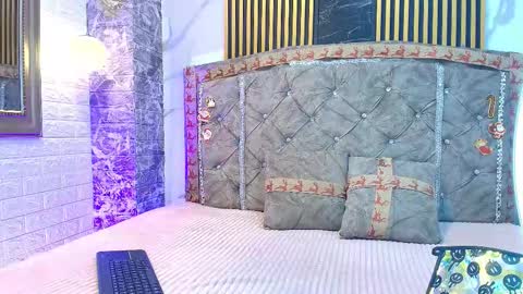 salome_cruxx online show from December 21, 2025, 12:23 pm