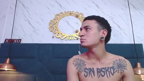 salome_daniel online show from January 21, 2025, 7:39 pm