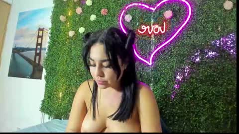 Snapshot of salome_domi chatting on December 5, 2024, 7:49 pm salome online show from December 5, 2024, 7:49 pm