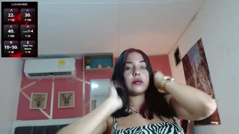 Snapshot of salome_domi chatting on December 11, 2024, 5:15 pm salome online show from December 11, 2024, 5:15 pm