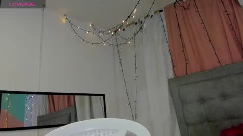 Snapshot of salome_domi chatting on January 9, 2025, 9:58 pm salome online show from January 9, 2025, 9:58 pm