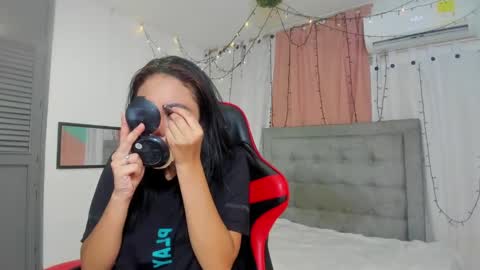 Snapshot of salome_domi chatting on March 1, 2025, 8:31 pm salome online show from March 1, 2025, 8:31 pm