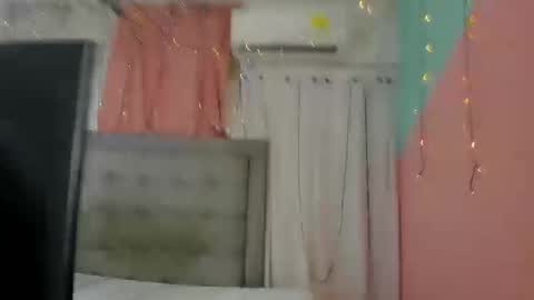 Snapshot of salome_domi chatting on September 20, 2025, 4:19 pm salome online show from September 20, 2025, 4:19 pm