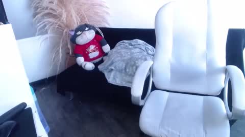 salome_drasin online show from January 7, 2026, 5:15 pm