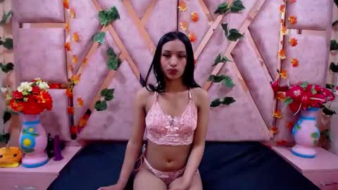 Snapshot of salome_queem chatting on January 19, 2025, 3:39 am salome_queem online show from January 19, 2025, 3:39 am