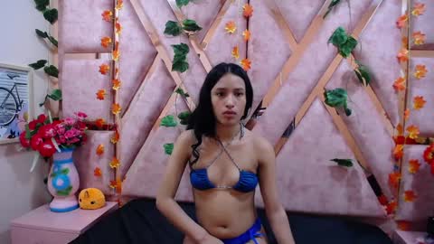 Snapshot of salome_queem chatting on February 15, 2025, 7:27 am salome_queem online show from February 15, 2025, 7:27 am