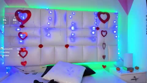 Snapshot of salome_rouse chatting on December 24, 2024, 1:49 am Salome Rose online show from December 24, 2024, 1:49 am