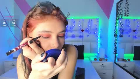 Snapshot of salome_rouse chatting on December 27, 2024, 8:18 pm Salome Rose online show from December 27, 2024, 8:18 pm