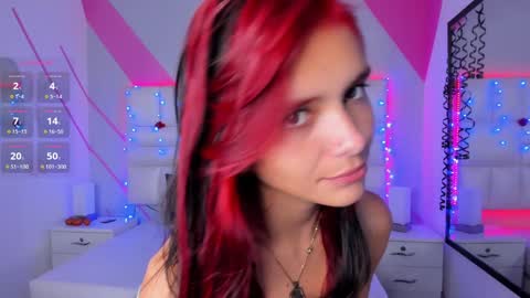 Snapshot of salome_rouse chatting on January 16, 2025, 9:30 pm Salome Rose online show from January 16, 2025, 9:30 pm