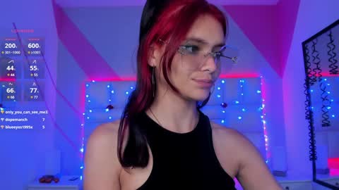 Snapshot of salome_rouse chatting on January 18, 2025, 2:25 am Salome Rose online show from January 18, 2025, 2:25 am