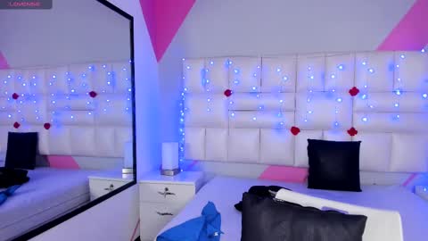 Snapshot of salome_rouse chatting on March 5, 2025, 8:10 pm Salome Rose online show from March 5, 2025, 8:10 pm