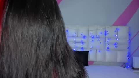 Snapshot of salome_rouse chatting on September 17, 2025, 8:32 pm Salome Rose online show from September 17, 2025, 8:32 pm