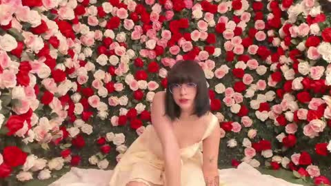 Salome velour online show from June 3, 2026, 12:41 pm
