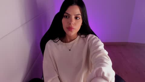 Snapshot of salomee_11 chatting on December 4, 2024, 6:44 am salo online show from December 4, 2024, 6:44 am
