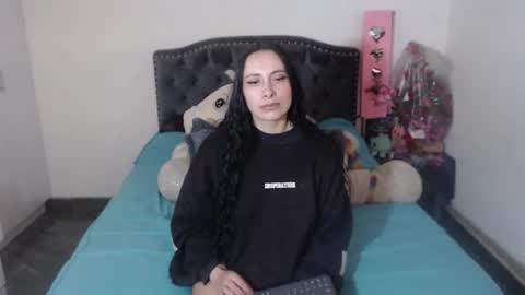 Snapshot of salomefox2 chatting on October 18, 2025, 4:37 am yenny online show from October 18, 2025, 4:37 am