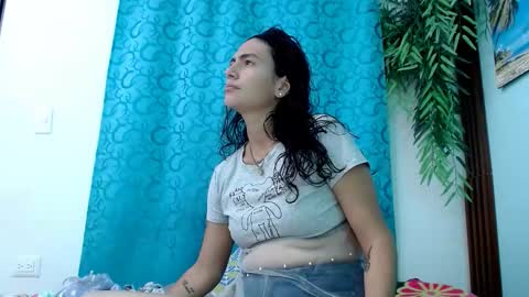 salomesmit666 online show from November 24, 2025, 7:35 pm