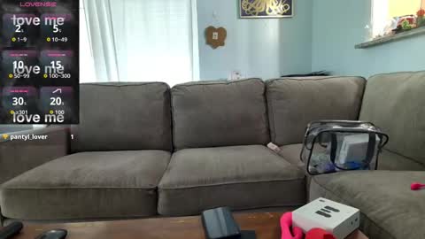 Snapshot of saltycaptain69_hatgirl69 chatting on October 21, 2025, 7:14 pm Salty Captain 69 Hat Girl 69 online show from October 21, 2025, 7:14 pm