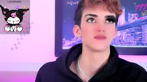 salvatore_boom online show from June 11, 2026, 3:37 am