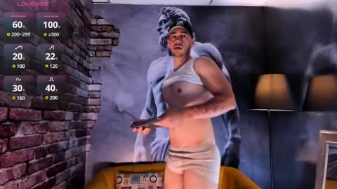 Snapshot of salvatore_costa chatting on January 27, 2025, 6:09 pm Salvatore online show from January 27, 2025, 6:09 pm