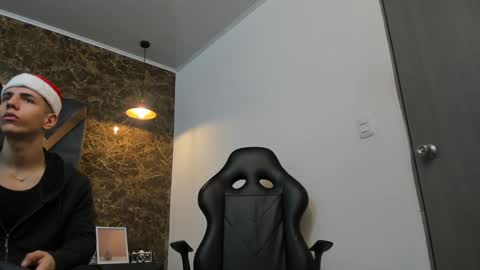 Snapshot of salvatore_damore chatting on December 30, 2024, 11:15 am SALVATORE online show from December 30, 2024, 11:15 am