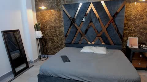 Snapshot of salvatore_damore chatting on January 6, 2025, 11:18 am SALVATORE online show from January 6, 2025, 11:18 am