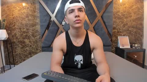 Snapshot of salvatore_damore chatting on January 8, 2025, 11:21 am SALVATORE online show from January 8, 2025, 11:21 am