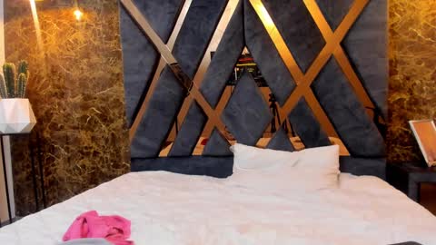 Snapshot of salvatore_damore chatting on February 20, 2025, 3:30 pm SALVATORE online show from February 20, 2025, 3:30 pm