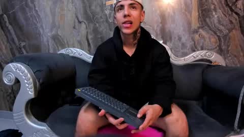 Snapshot of salvatore_damore chatting on September 16, 2025, 11:33 am SALVATORE online show from September 16, 2025, 11:33 am