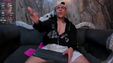 Snapshot of salvatore_damore chatting on September 18, 2025, 3:03 pm SALVATORE online show from September 18, 2025, 3:03 pm