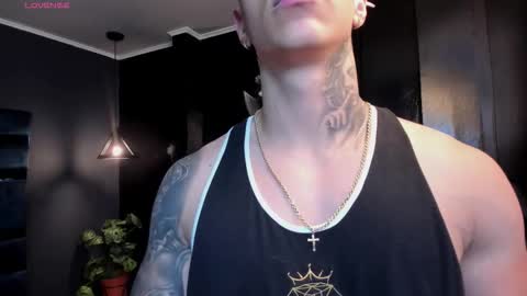 Snapshot of salvatore_damore chatting on September 28, 2025, 4:45 pm SALVATORE online show from September 28, 2025, 4:45 pm