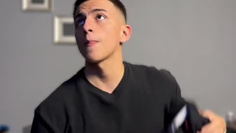 Snapshot of salvatore_romanoo chatting on February 21, 2026, 2:45 am Salvatore online show from February 21, 2026, 2:45 am