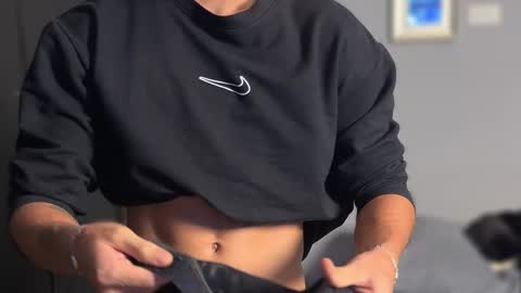 Snapshot of salvatore_romanoo chatting on March 19, 2026, 5:55 am Salvatore online show from March 19, 2026, 5:55 am