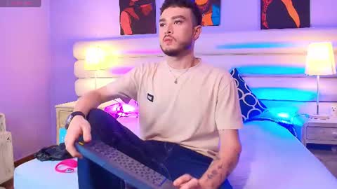  Salvatore online show from July 28, 2026, 10:53 pm