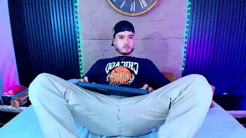  Salvatore online show from August 8, 2026, 4:36 am