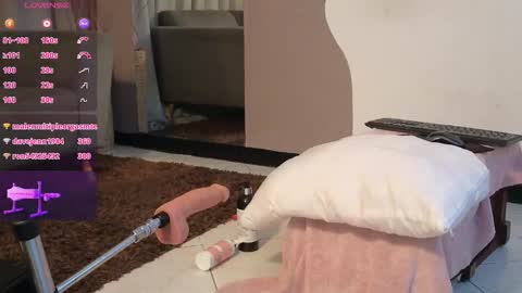 Snapshot of saly_moon1 chatting on March 10, 2026, 6:07 am saly_moon1 online show from March 10, 2026, 6:07 am