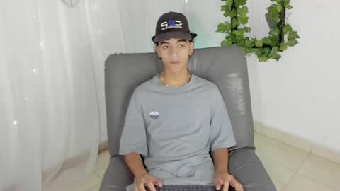 sam__cute online show from January 25, 2025, 8:10 pm