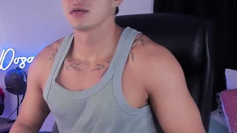 Snapshot of sam_dosantos chatting on December 5, 2024, 4:53 am llll sammu llll online show from December 5, 2024, 4:53 am