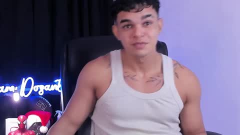 Snapshot of sam_dosantos chatting on December 13, 2024, 4:43 am llll sammu llll online show from December 13, 2024, 4:43 am