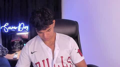 Snapshot of sam_dosantos chatting on January 22, 2025, 3:41 am llll sammu llll online show from January 22, 2025, 3:41 am