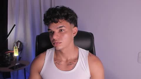 Snapshot of sam_dosantos chatting on February 13, 2025, 1:40 am llll sammu llll online show from February 13, 2025, 1:40 am