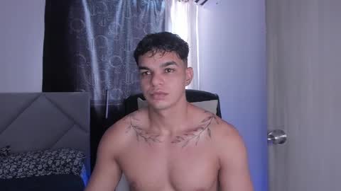 Snapshot of sam_dosantos chatting on March 12, 2025, 7:49 pm llll sammu llll online show from March 12, 2025, 7:49 pm