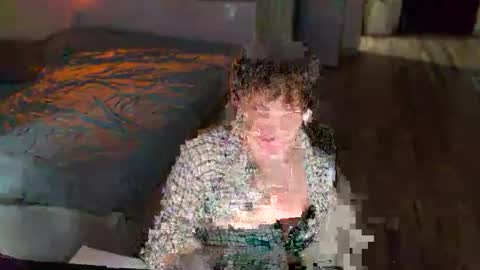 sunhine online show from October 26, 2025, 2:17 am