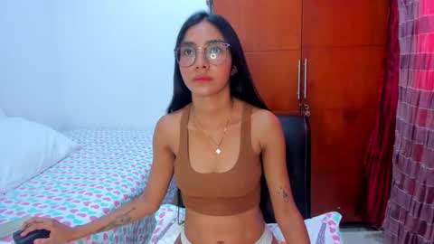 sam_heart11 online show from September 9, 2025, 8:41 pm