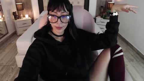 SAM MANSON online show from January 11, 2025, 3:31 pm