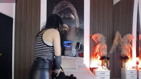 SAM MANSON online show from April 28, 2026, 12:21 pm
