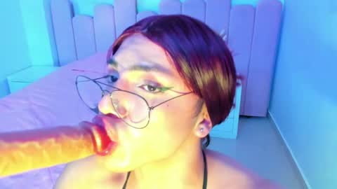 Snapshot of sam_naughty18 chatting on December 7, 2024, 1:51 pm sam_naughty18 online show from December 7, 2024, 1:51 pm